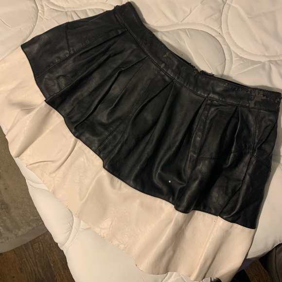 Color block leather skirt - Picture 2 of 4